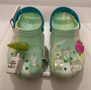 NWT Crocs x Margaritaville W8/M6